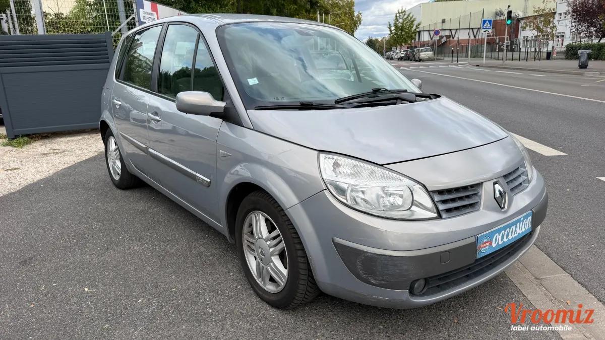 Renault Scenic 2.0 135 BVA