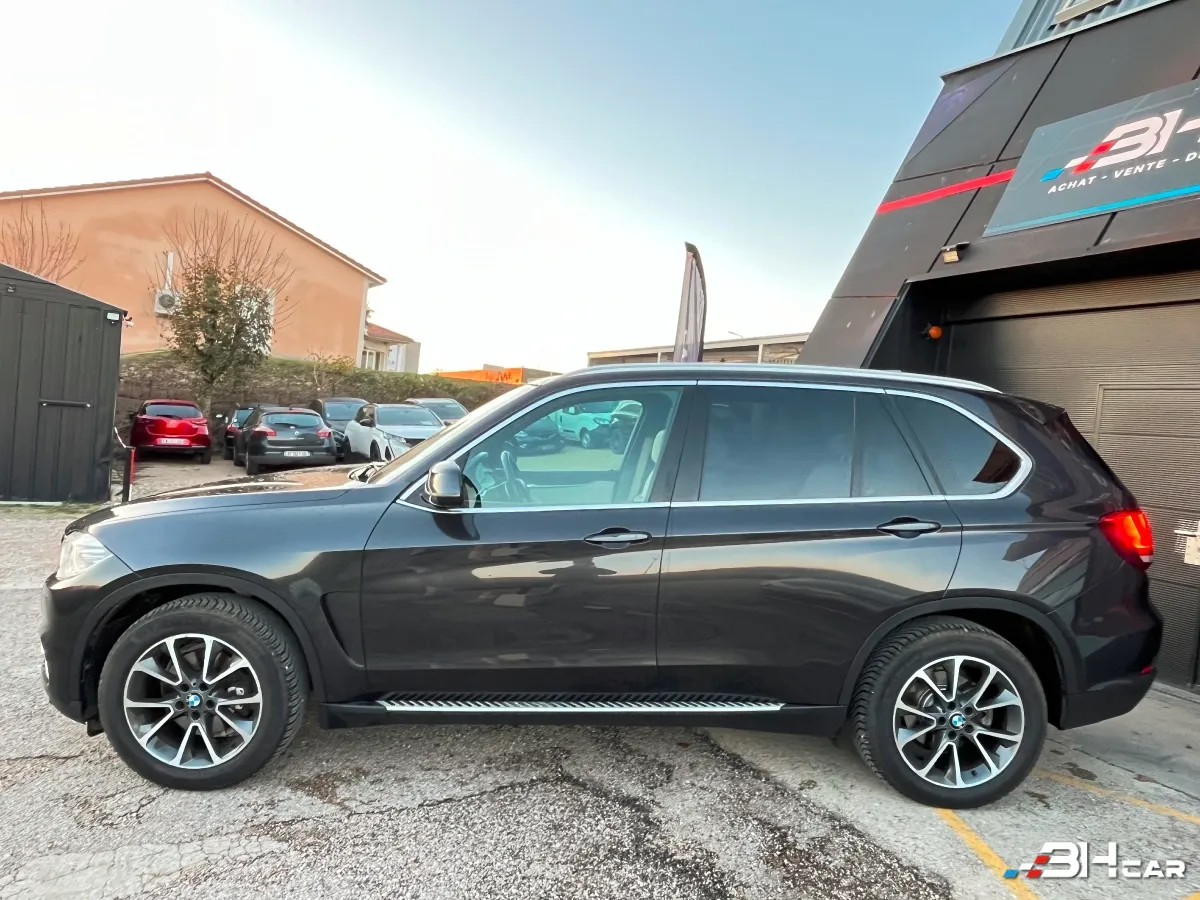 Bmw X5 - photo 5