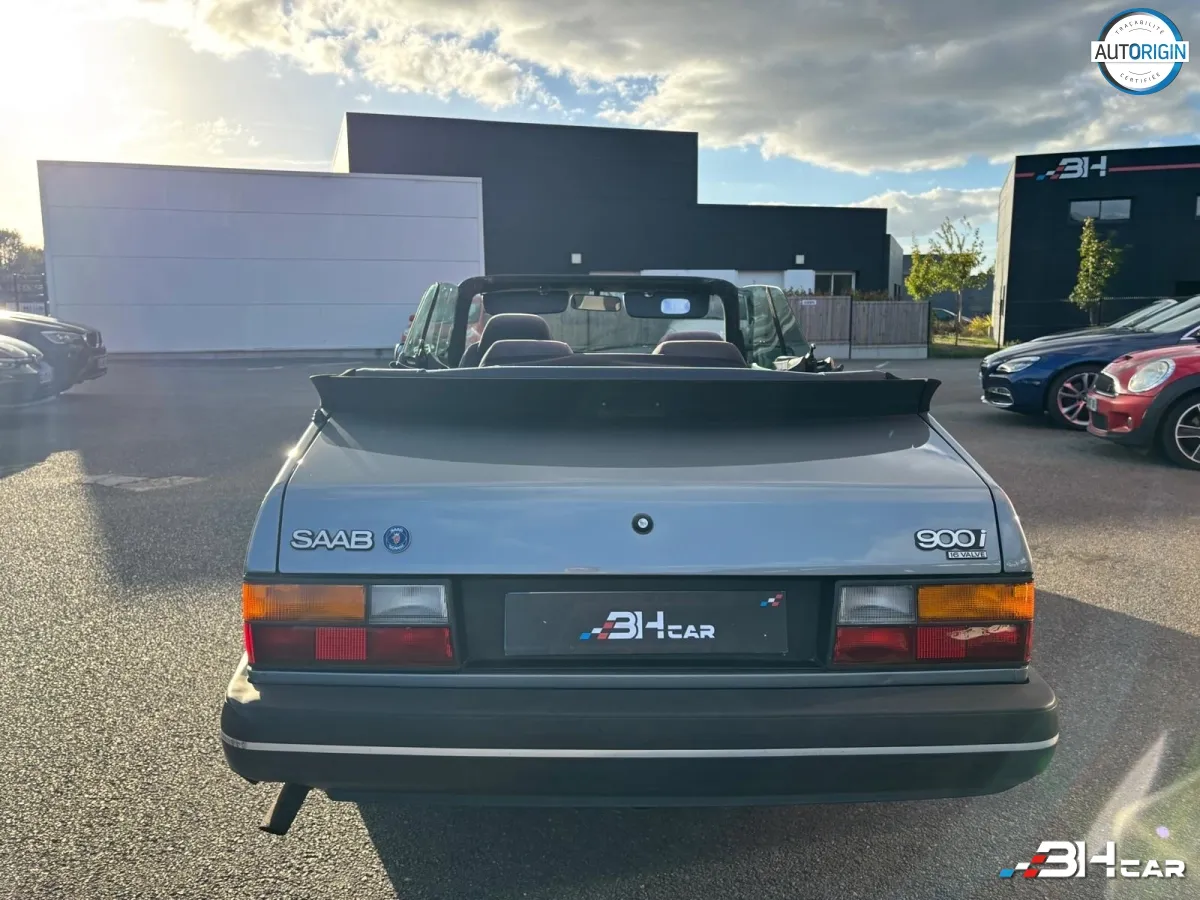SAAB 900 - photo 6