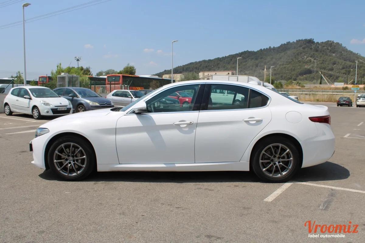 Alfa Romeo Giulia 2 II - 2.2 JTDM 160 SUPER AT8 - Garantie 12 Mois