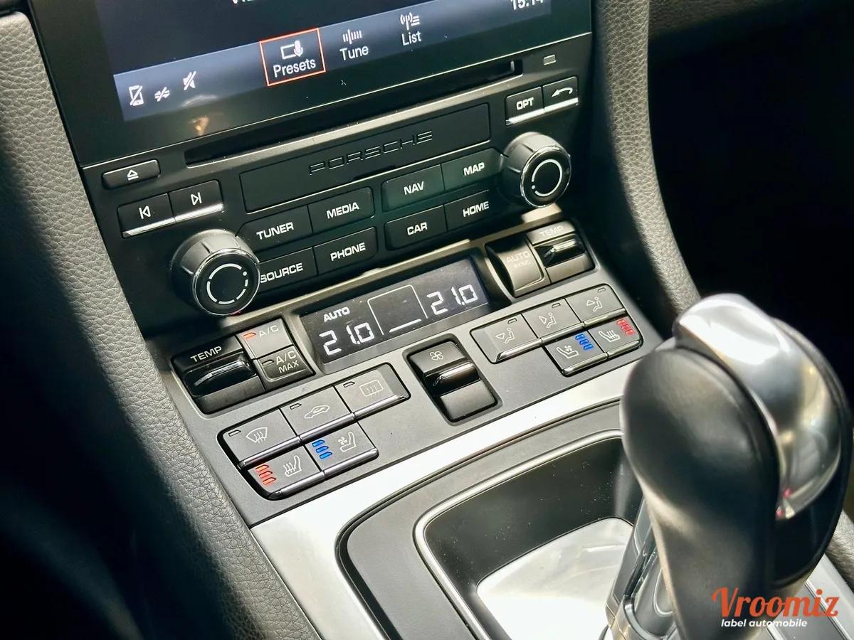 Porsche 718 Cayman 