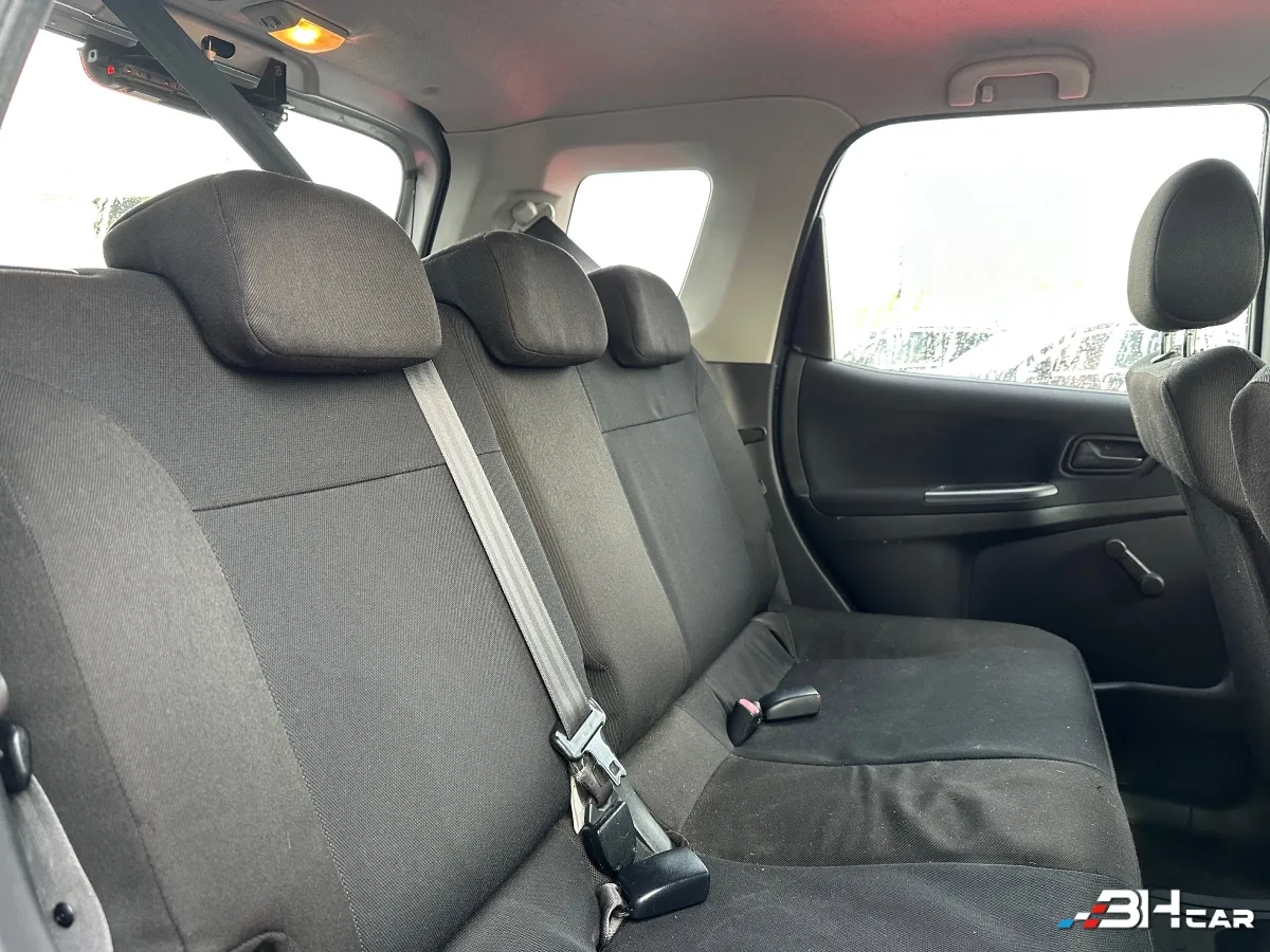 Suzuki Ignis - photo 11