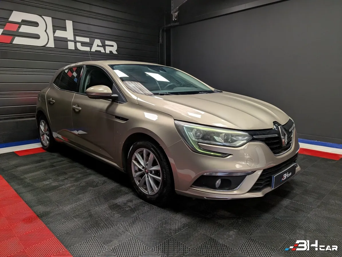 Renault Megane - photo 3