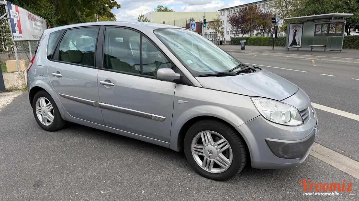 Renault Scenic 2.0 135 BVA