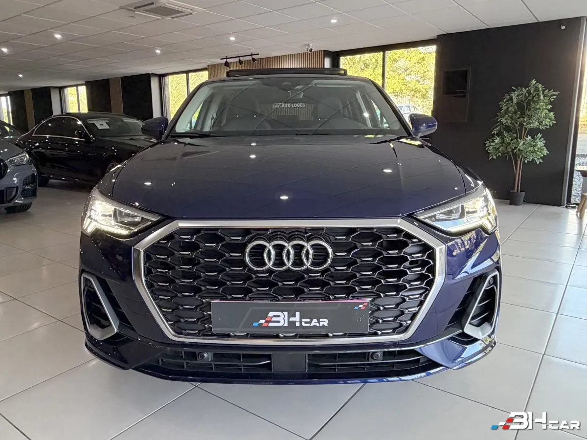 Audi Q3 - photo 7