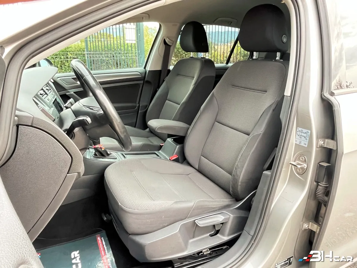 Volkswagen Golf - photo 11