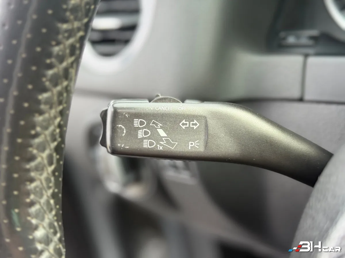 Volkswagen Tiguan - photo 22