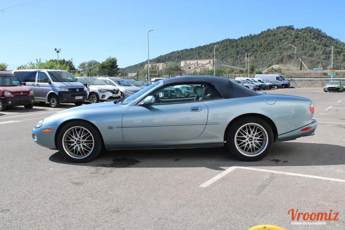 Jaguar Xk8 
