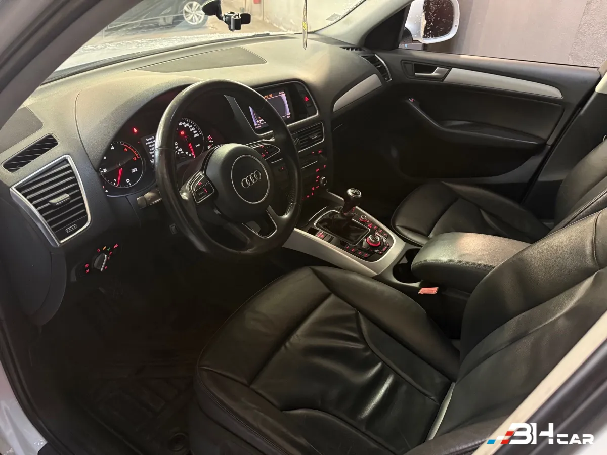 Audi Q5 - photo 14