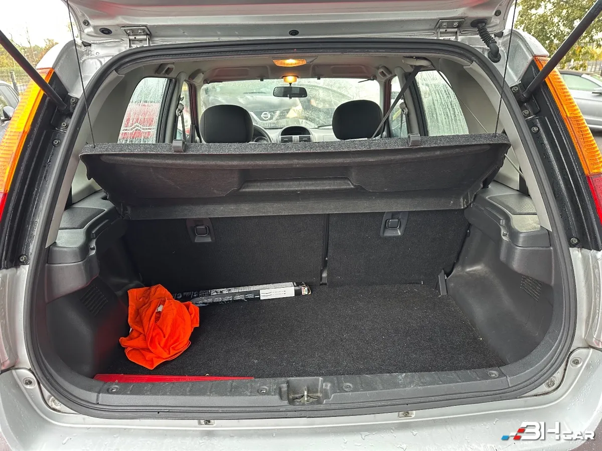Suzuki Ignis - photo 16