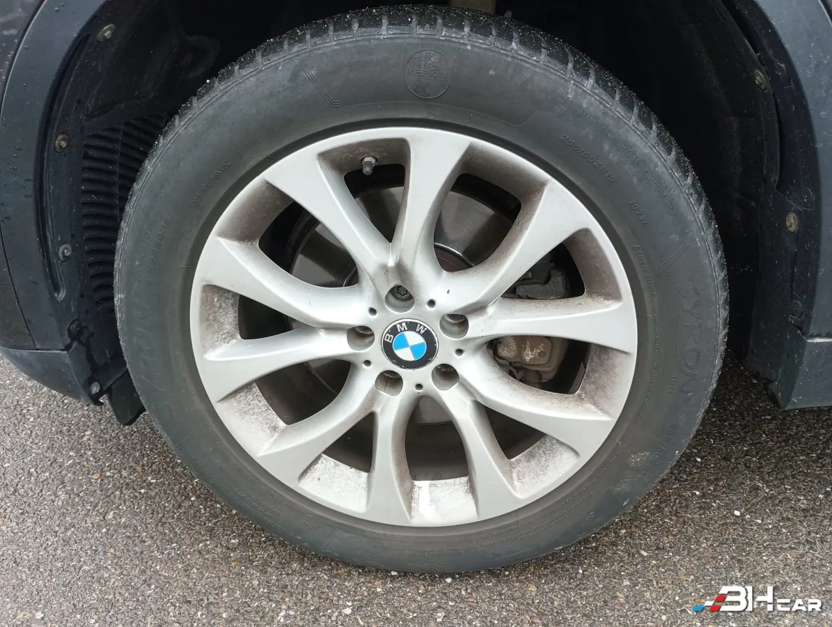 Bmw X5 - photo 11