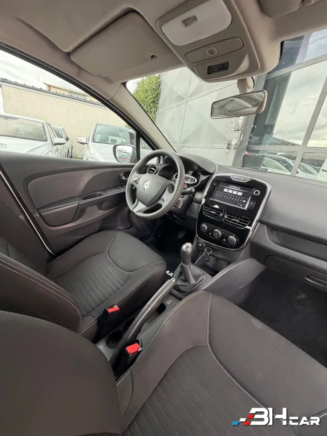 Renault Clio - photo 11