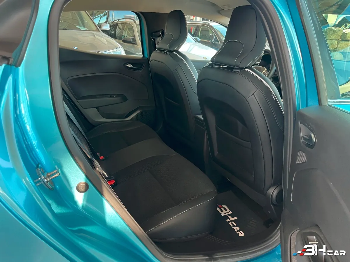 Renault Clio - photo 16