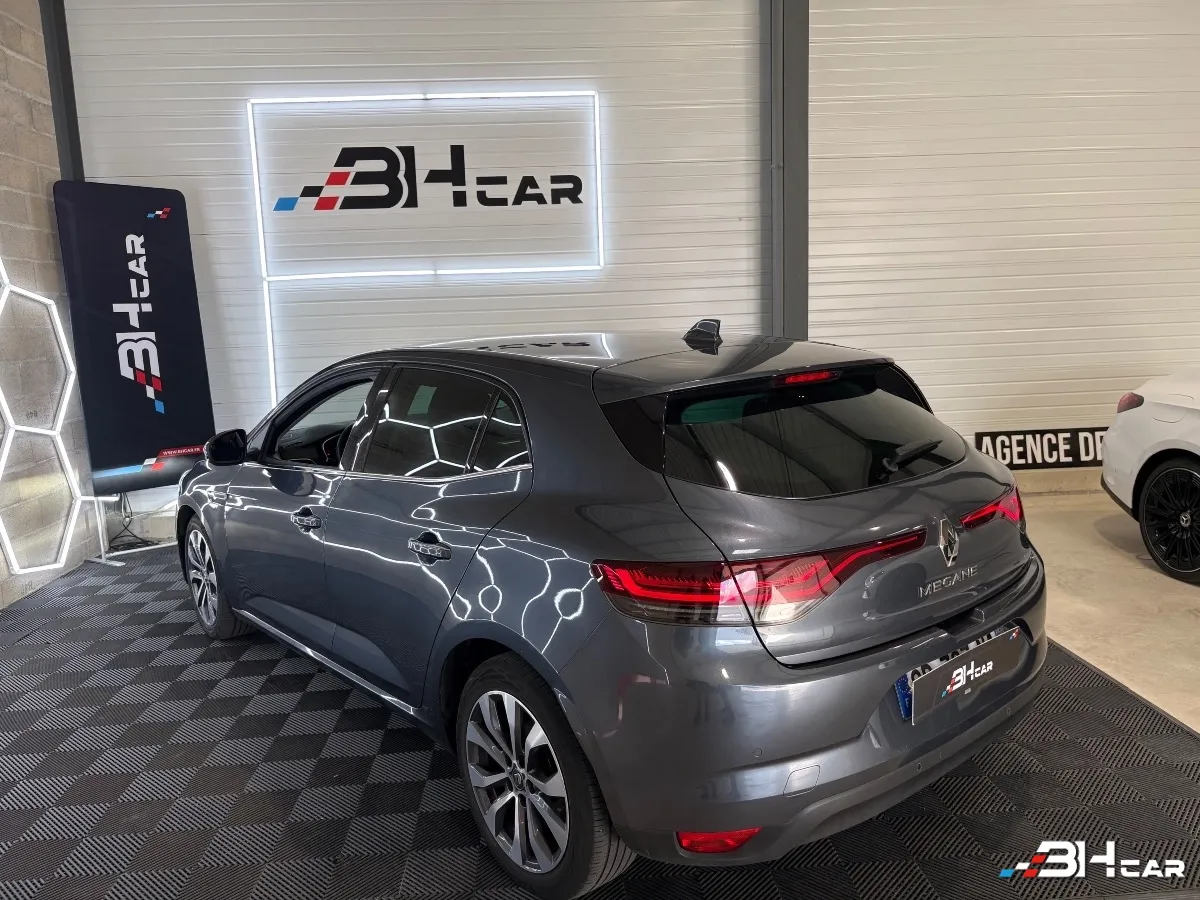 Renault Megane - photo 2