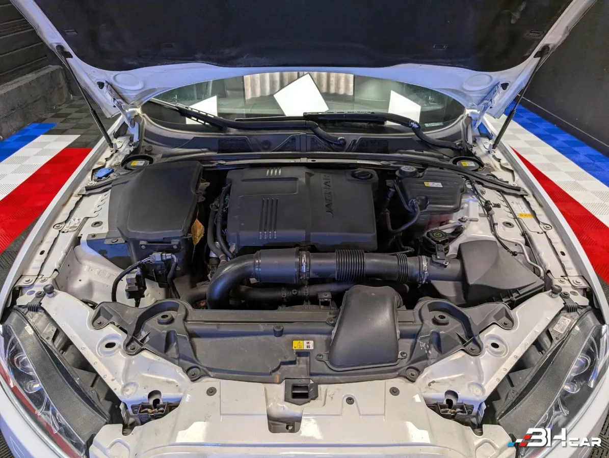 Jaguar Xf - photo 16