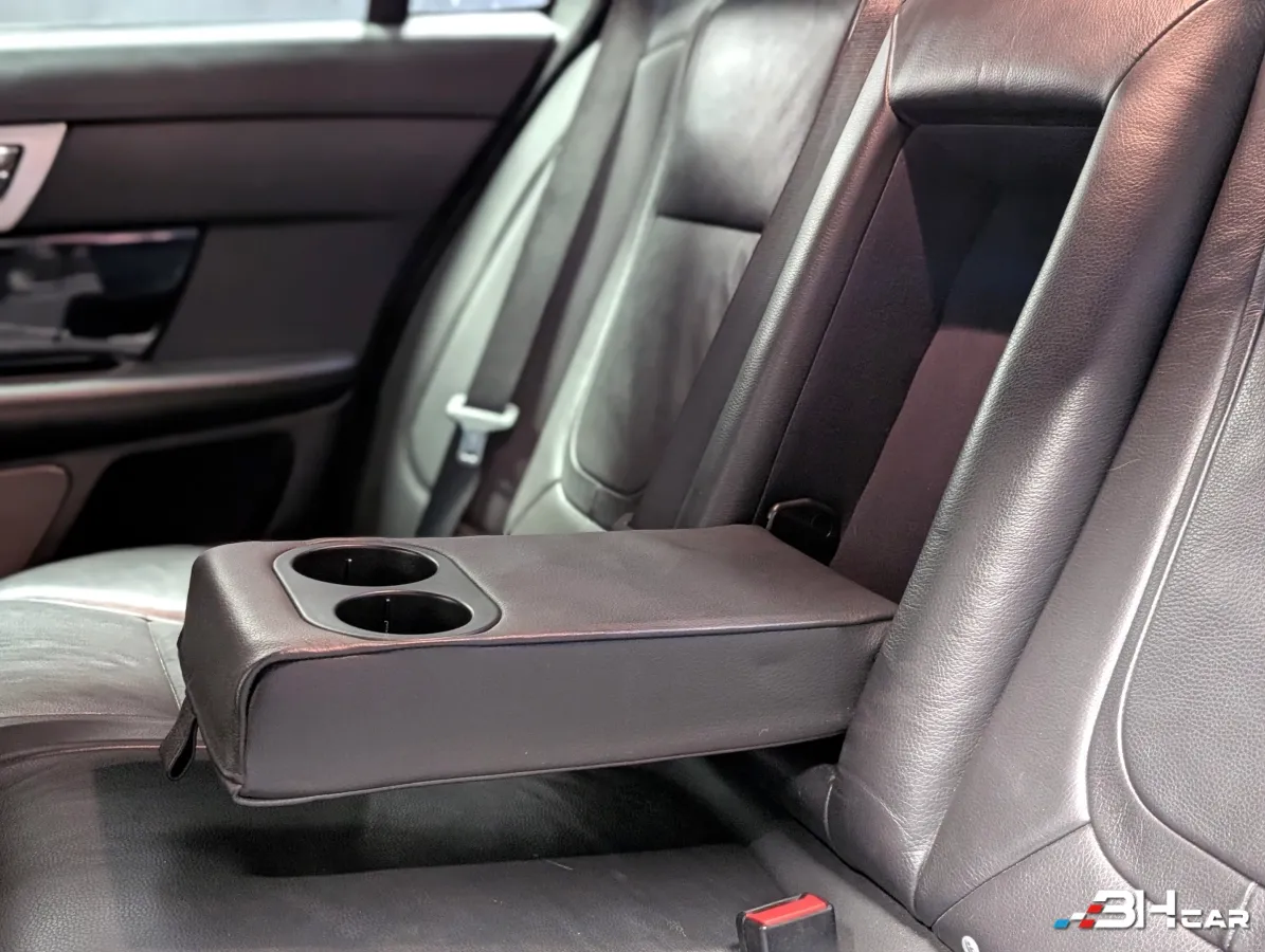 Jaguar Xf - photo 24