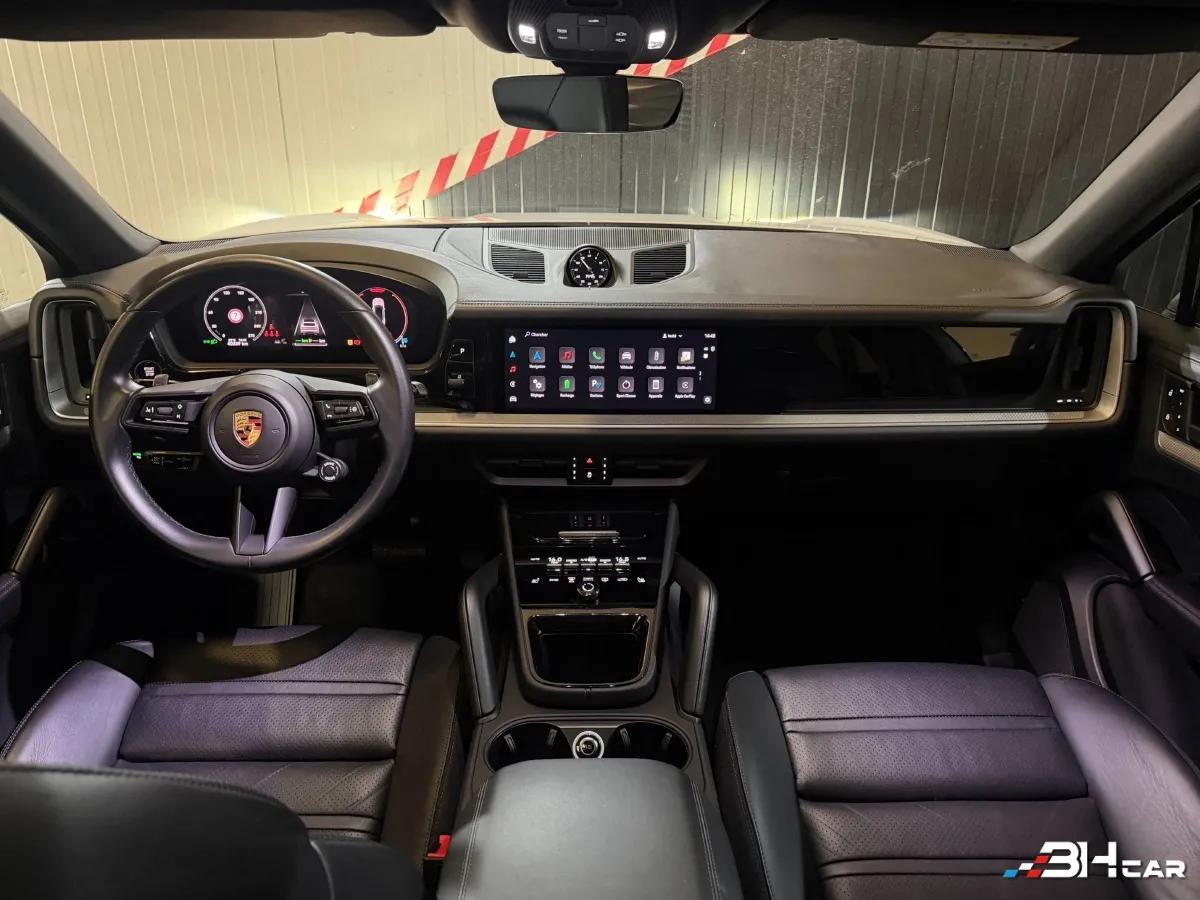 Porsche Cayenne - photo 6