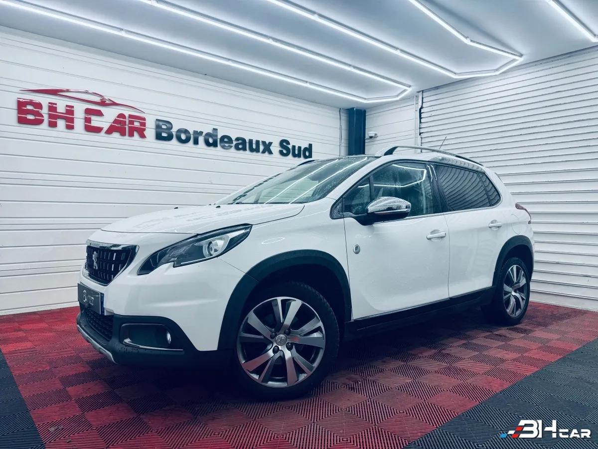 Image: Peugeot 2008 1.2 PURETECH 130 CROSSWAY // TOIT PANORAMIQUE - CARPLAY