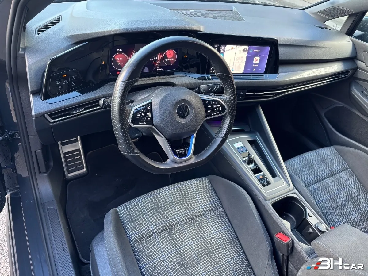Volkswagen Golf - photo 7