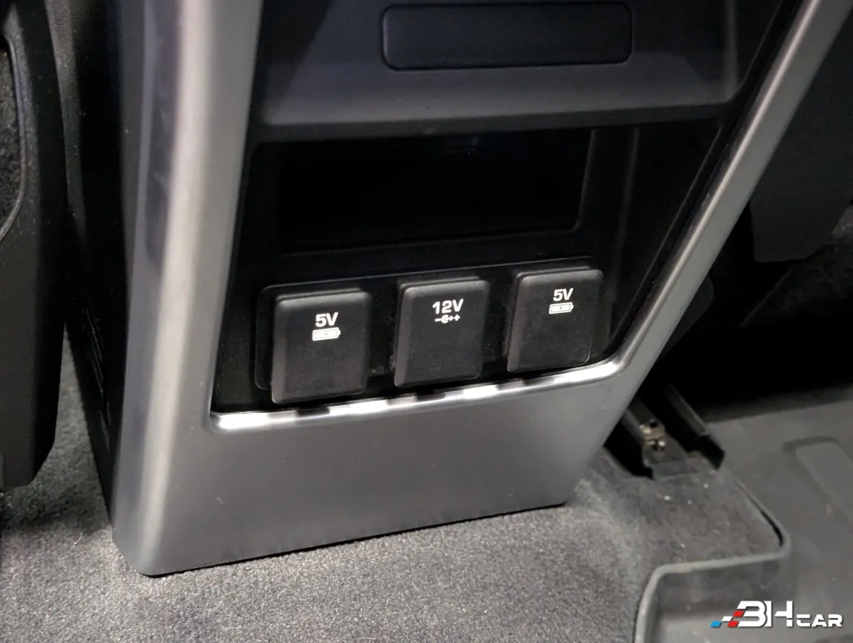 Land Rover Discovery Sport - photo 24
