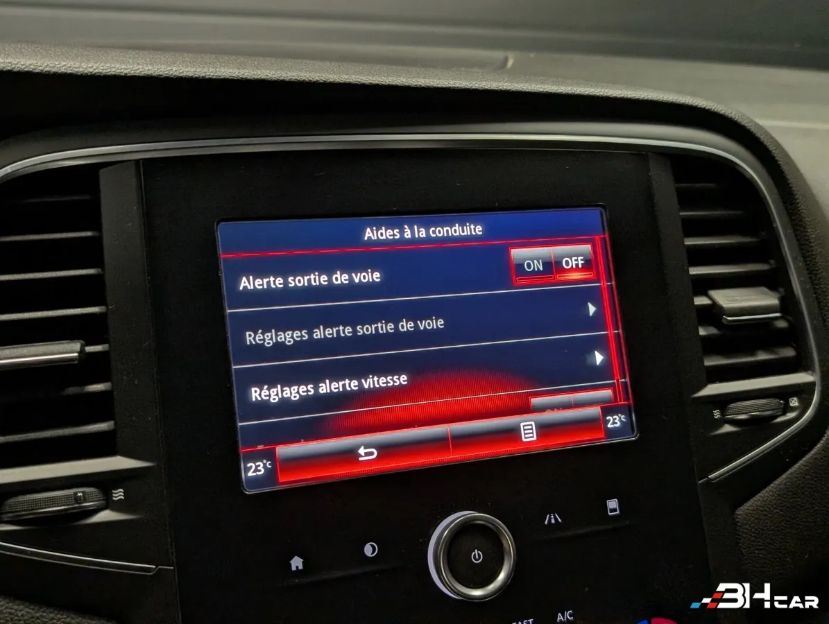 Renault Megane - photo 16