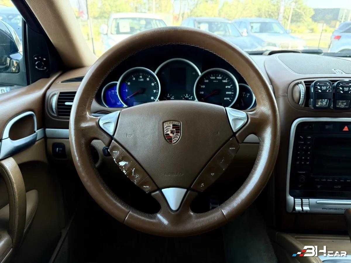 Aperçu indisponible de Porsche Cayenne