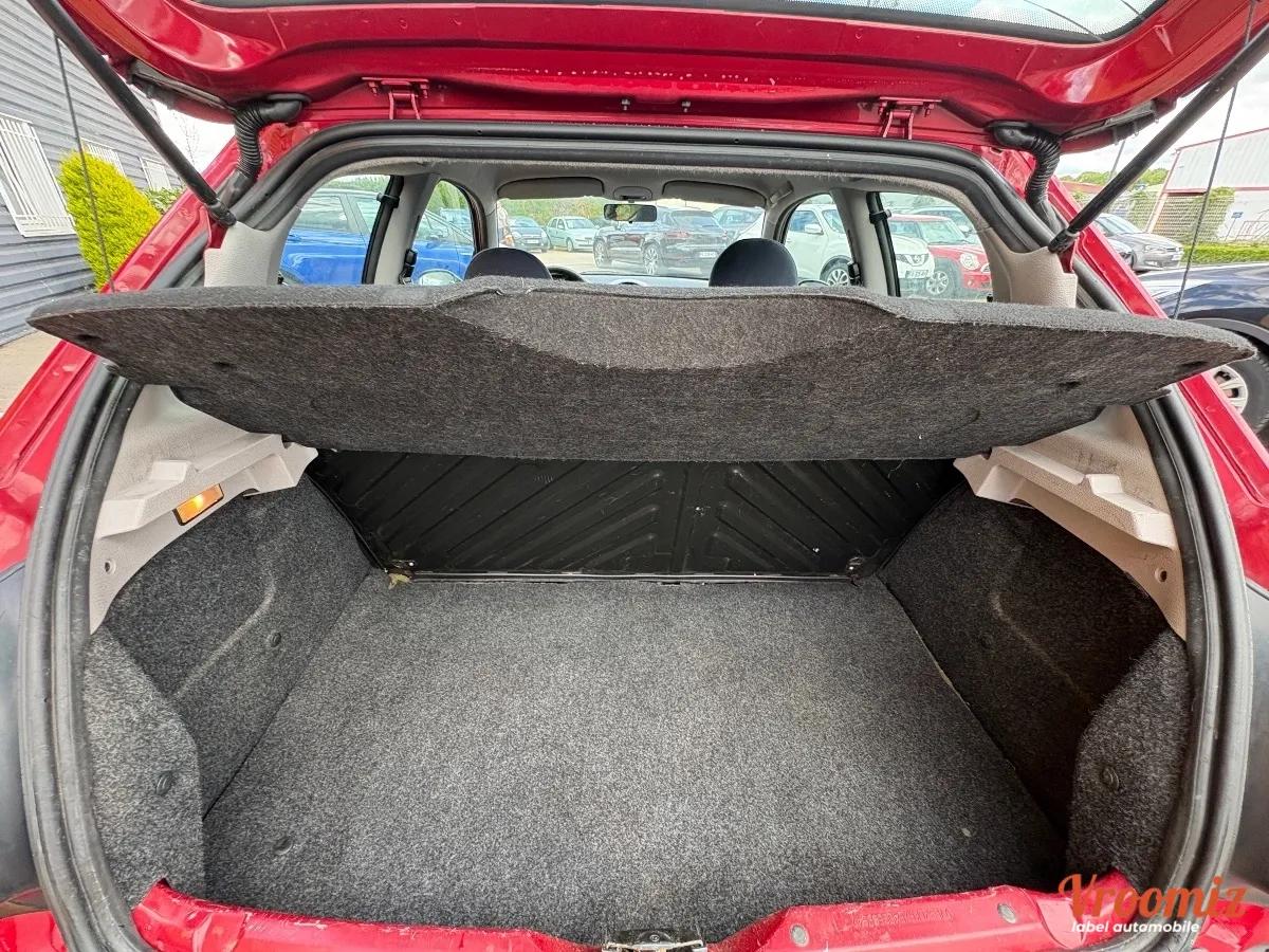 PEUGEOT 206 1.4 i 75 ch