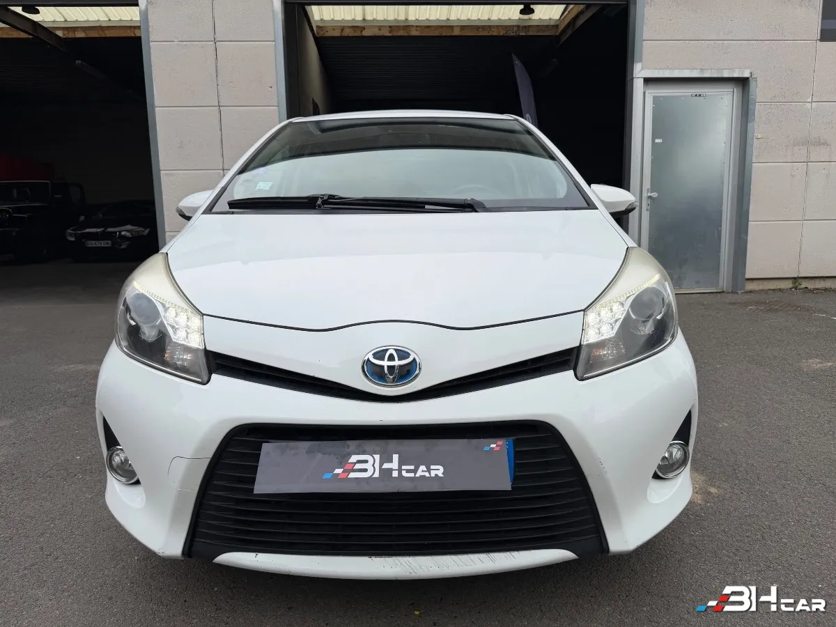 Toyota Yaris - photo 5