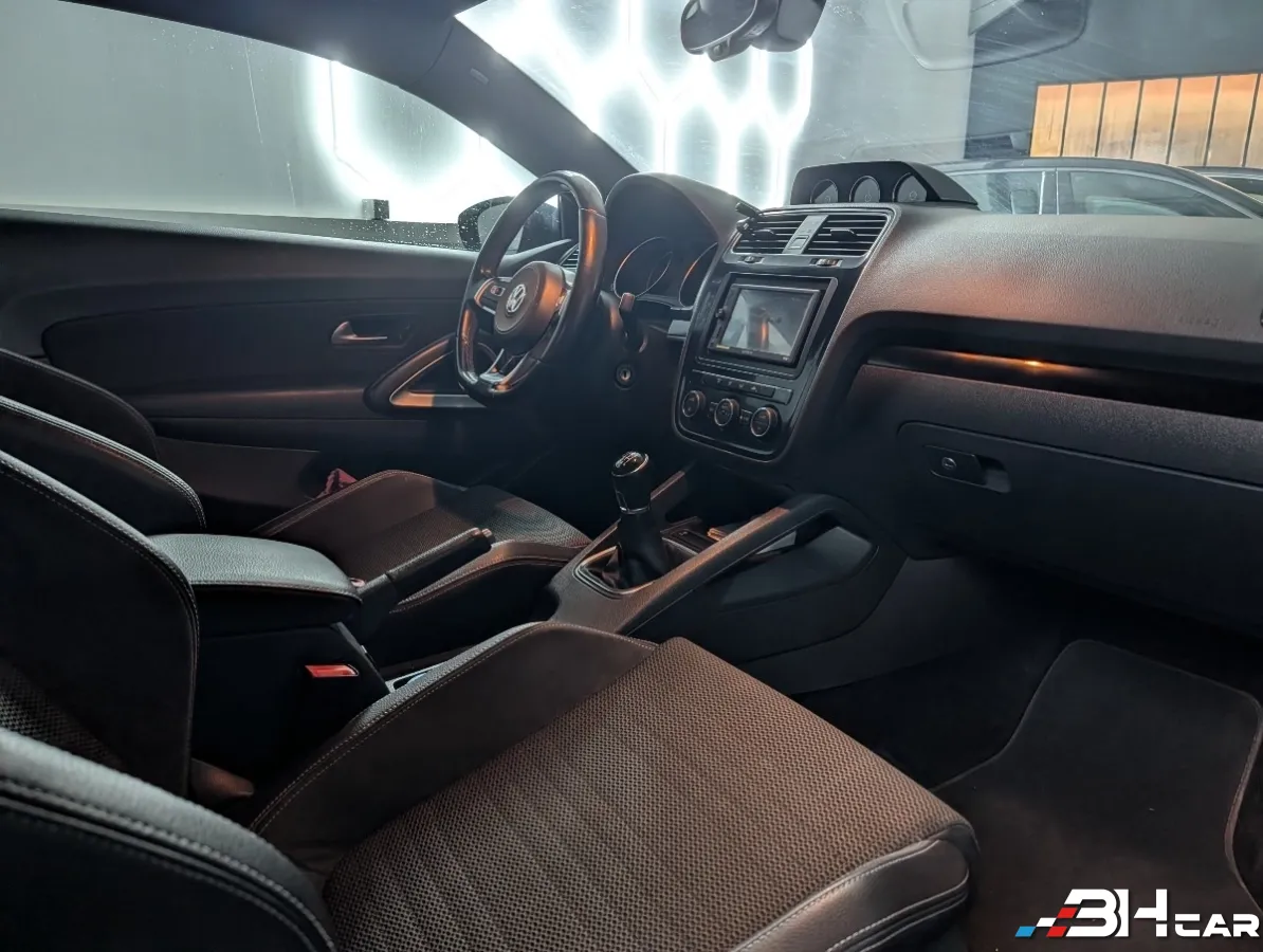 Volkswagen Scirocco - photo 8