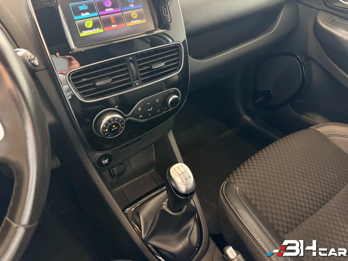 Renault Clio - photo 16