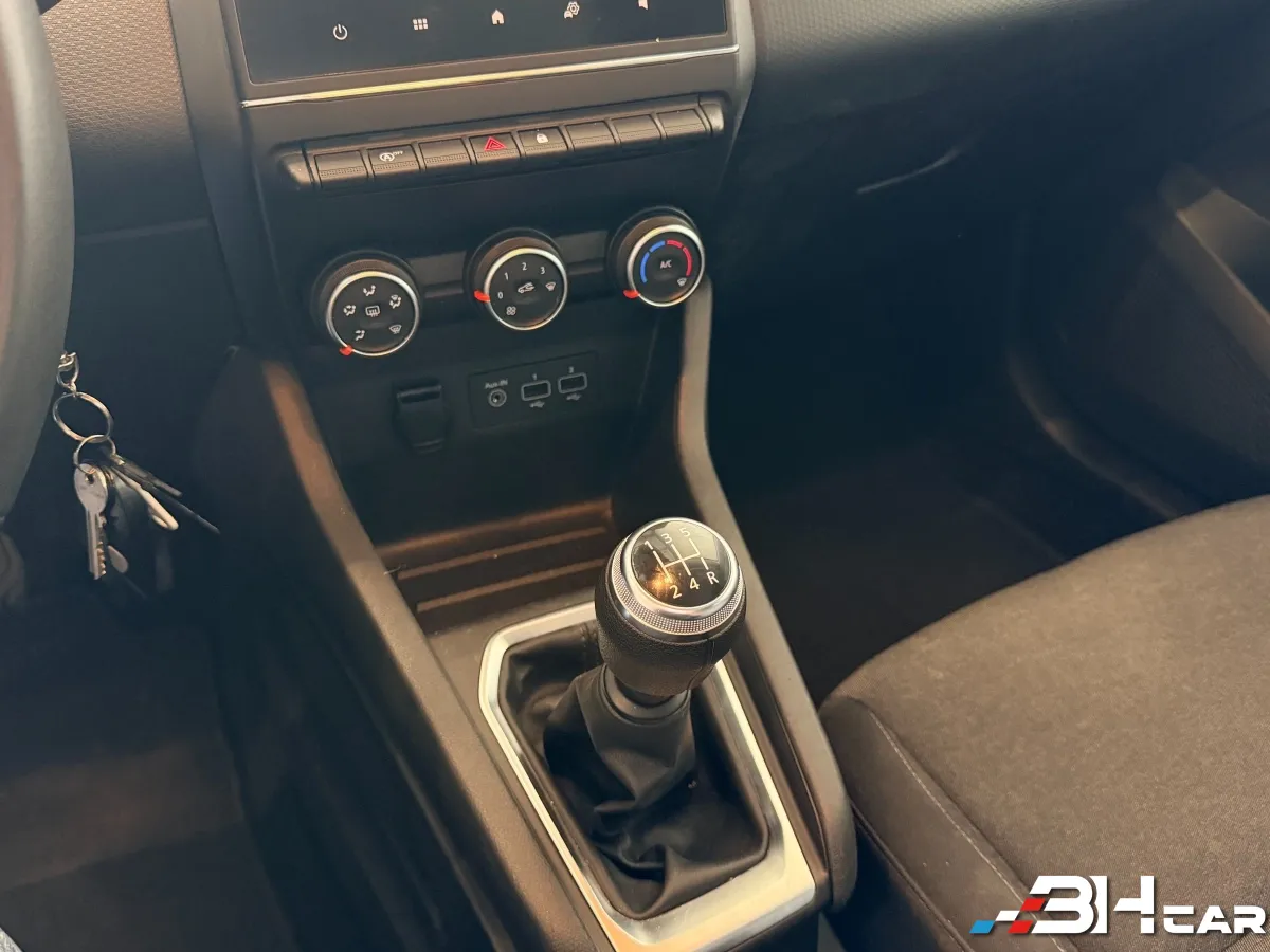 Renault Clio - photo 16