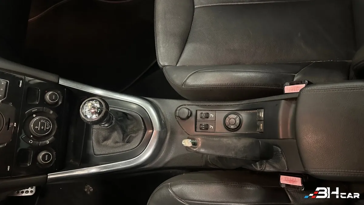 Peugeot 308 - photo 19