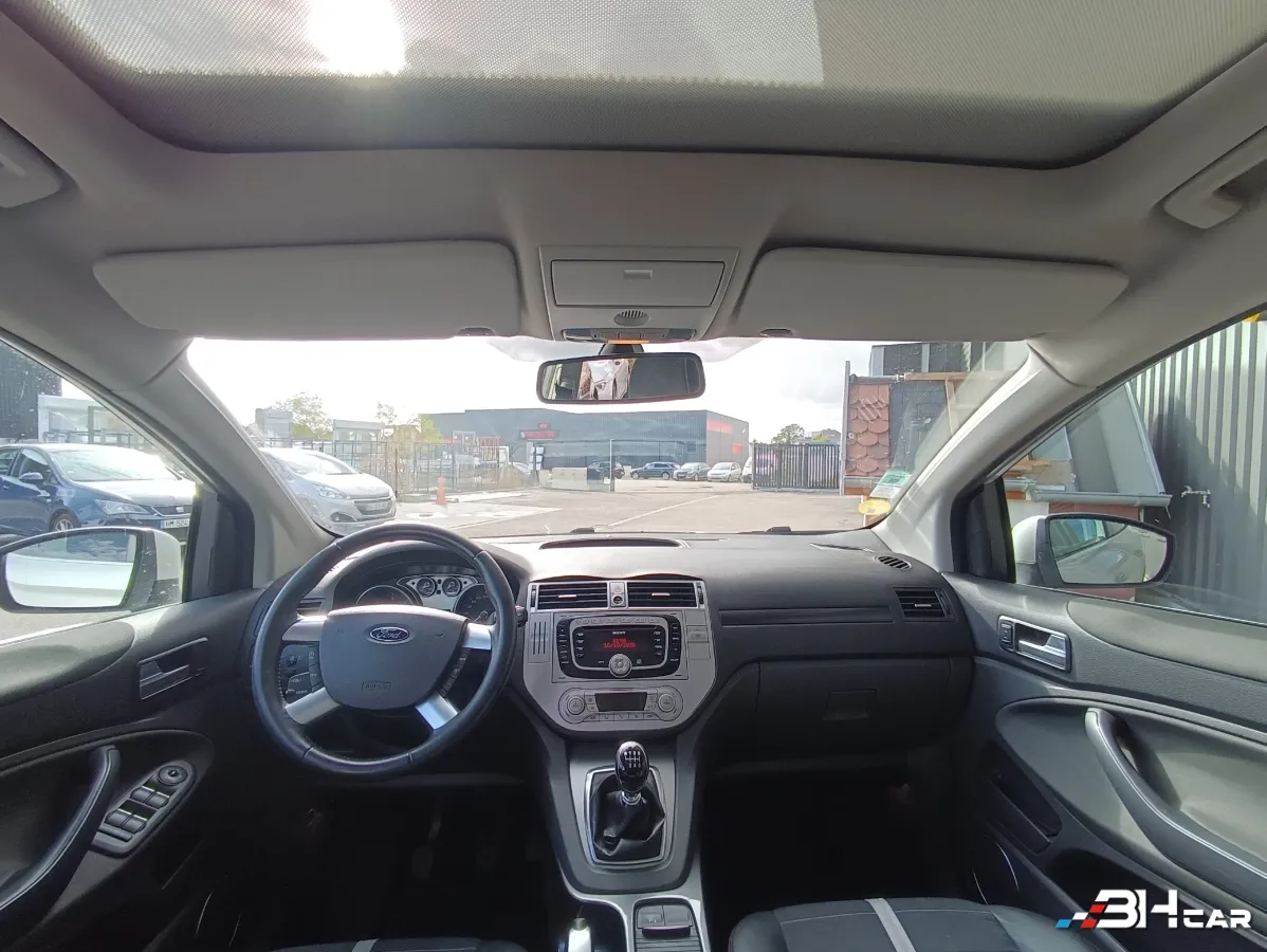 Ford Kuga - photo 15