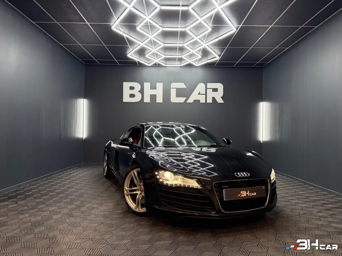 Audi R8