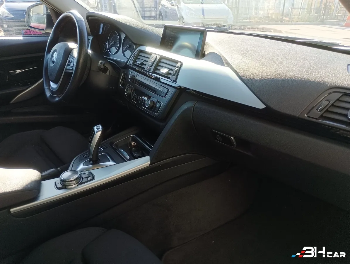 Bmw Serie 3 - photo 16