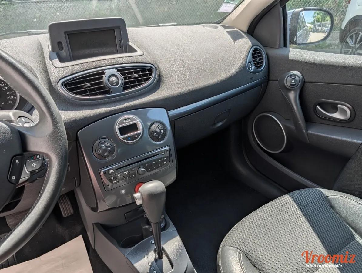 Renault Clio 1.6 110 DYNAMIQUE BVA