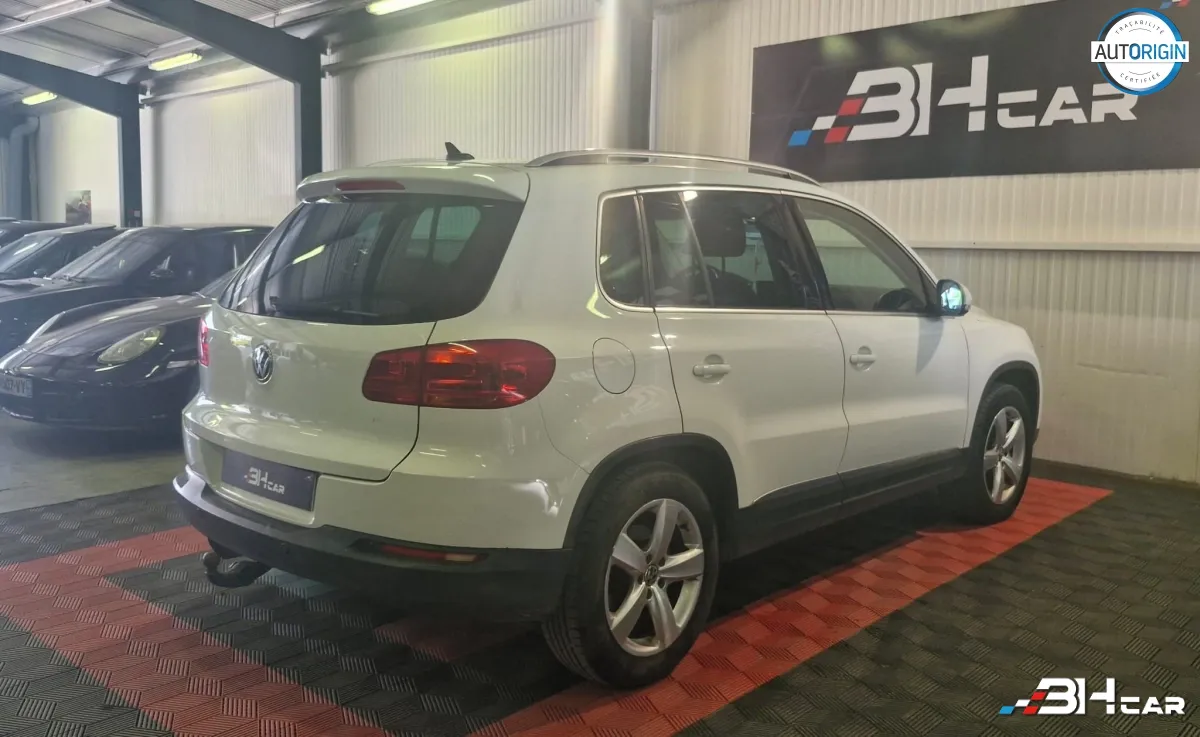 Volkswagen Tiguan - photo 4