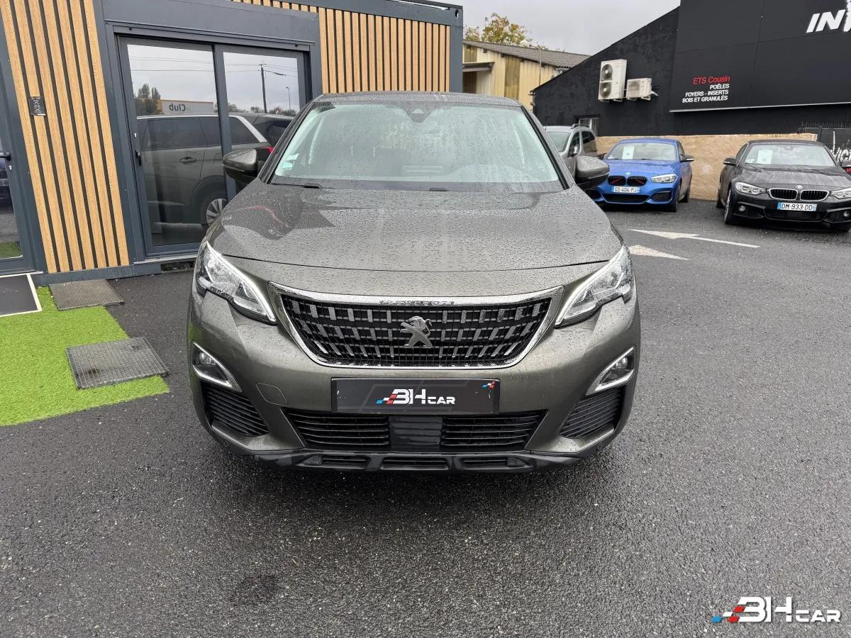Aperçu indisponible de Peugeot 5008