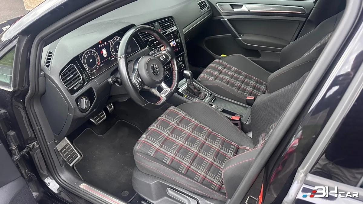 Aperçu indisponible de Volkswagen Golf