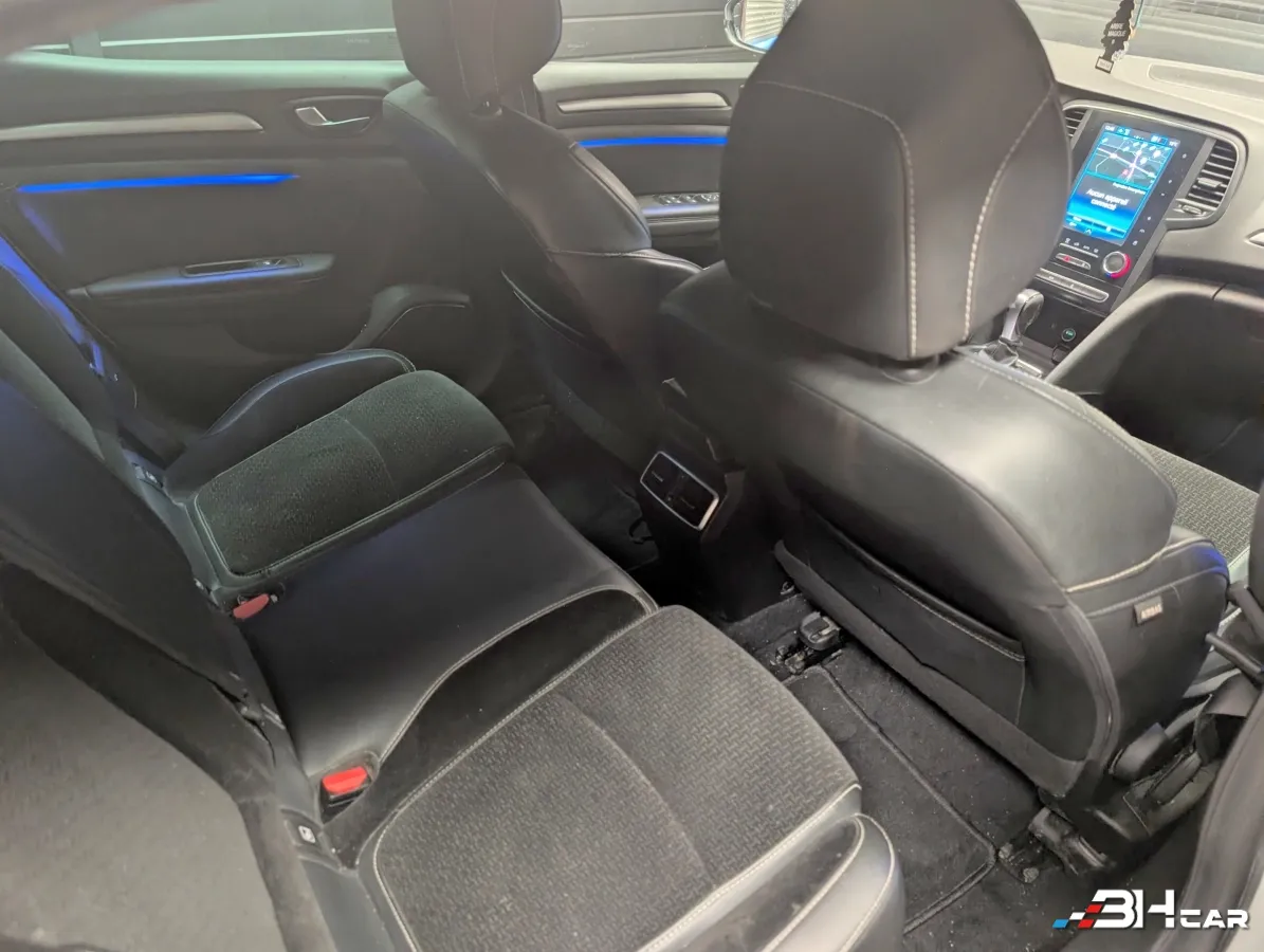 Renault Megane - photo 27