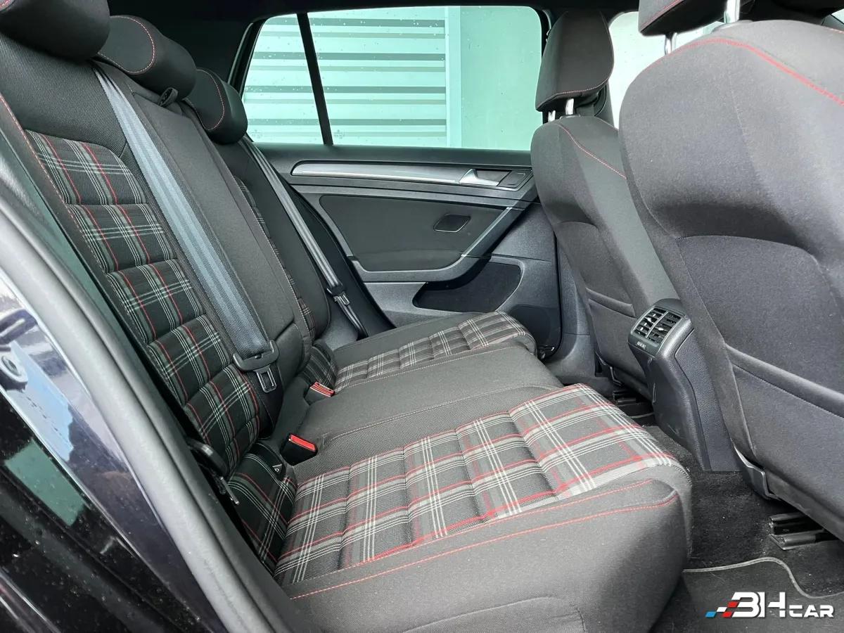 Aperçu indisponible de Volkswagen Golf