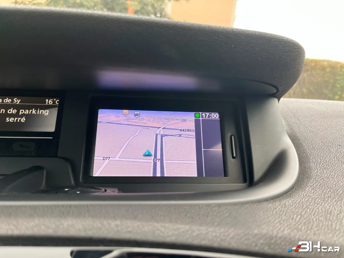 Renault Grand Scenic - photo 21