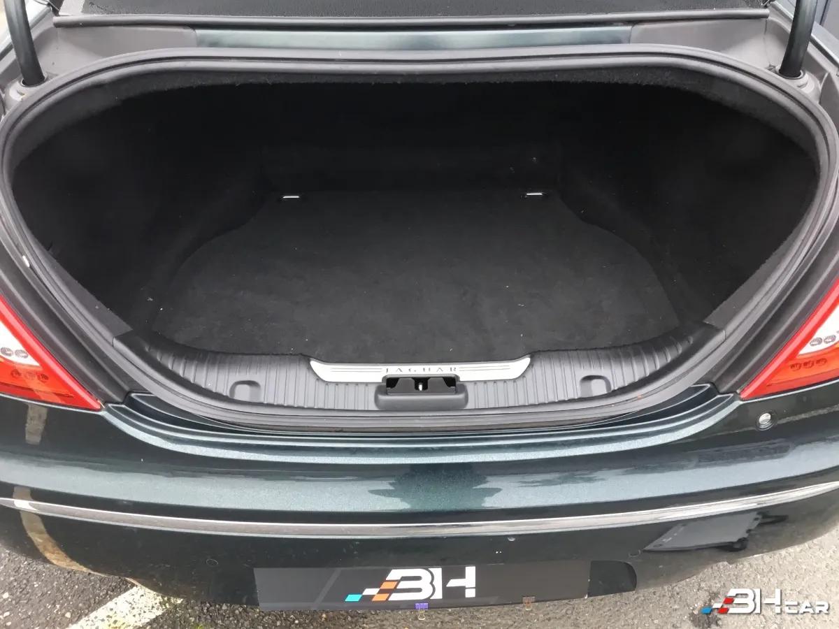 Aperçu indisponible de Jaguar XJ