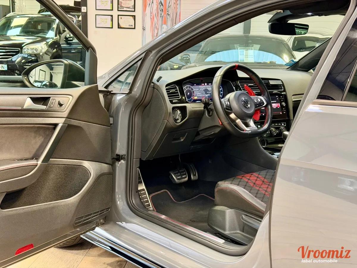Volkswagen Golf 2.0 TSI 290 GTI TCR DSG BVA
