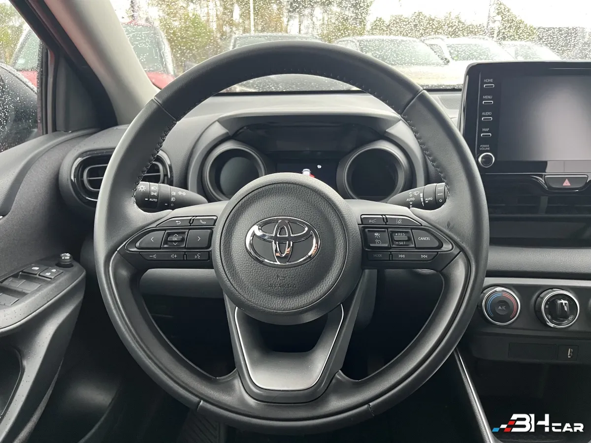 Toyota Yaris - photo 13