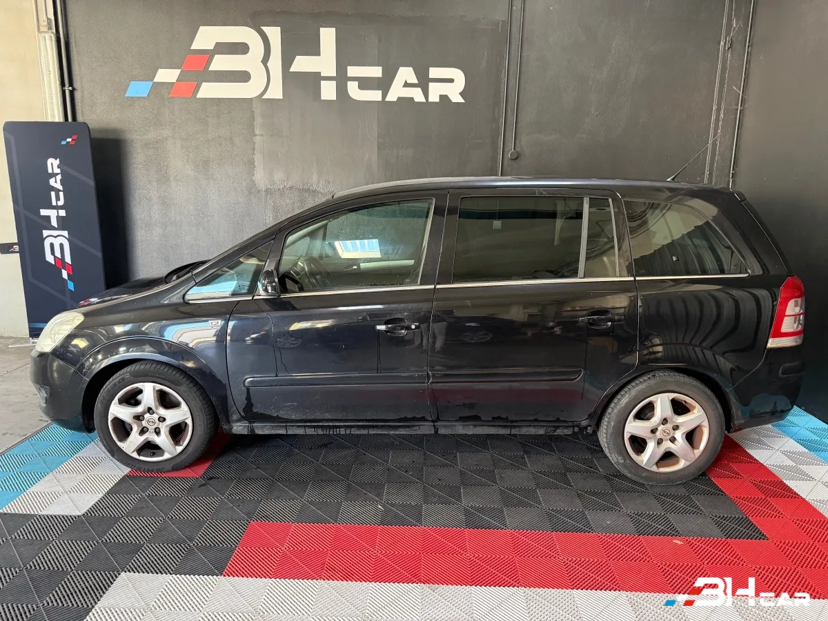 Opel Zafira - photo 2