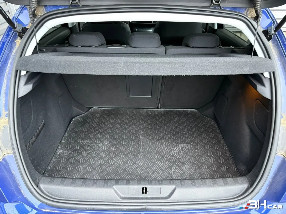 Peugeot 308 - photo 19