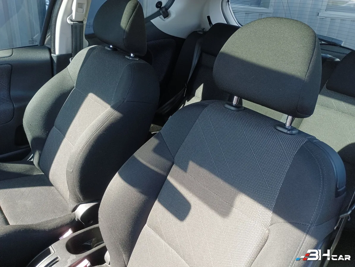 Peugeot 207 - photo 13