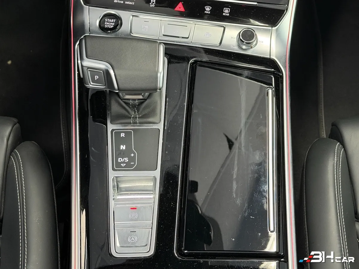 Audi A6 - photo 28
