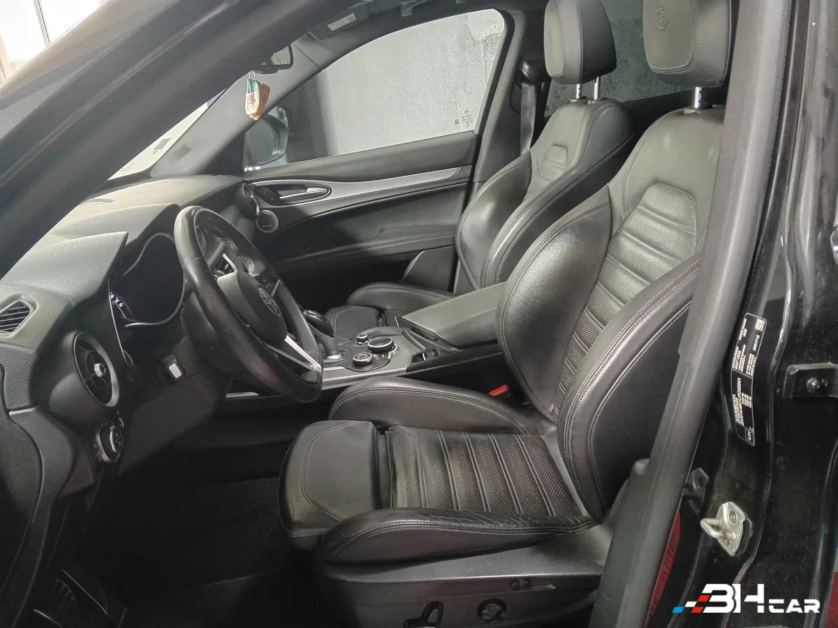 Alfa Romeo Stelvio - photo 15